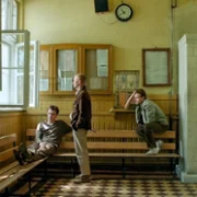 Nad rzeką, kt&oacute;rej nie ma - galeria zdjęć - filmweb