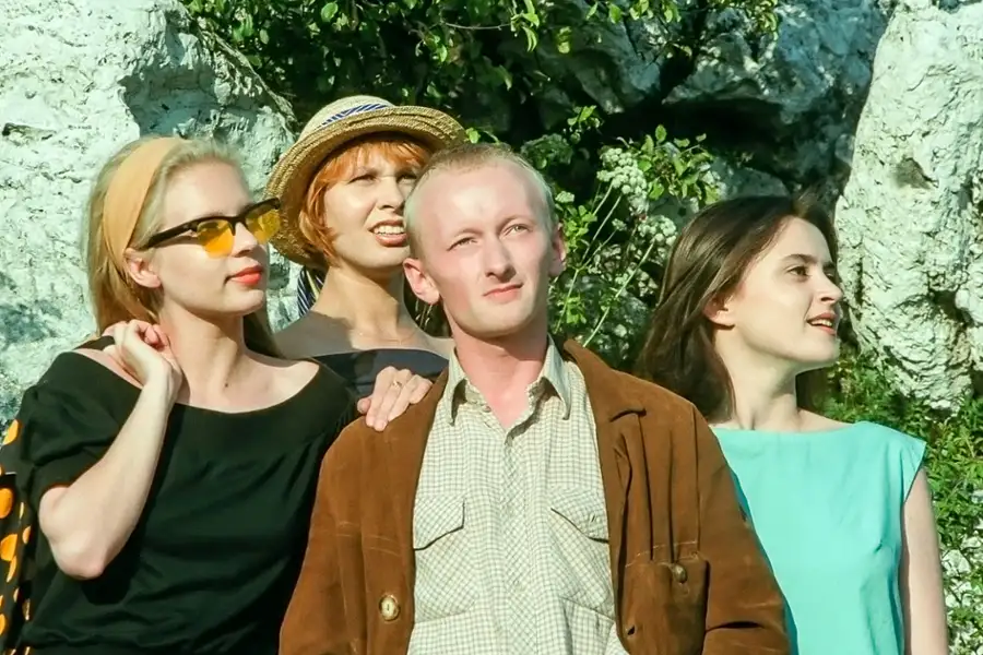 Nad rzeką, kt&oacute;rej nie ma - galeria zdjęć - filmweb