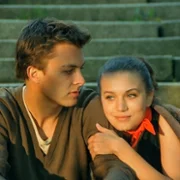 Nad rzeką, kt&oacute;rej nie ma - galeria zdjęć - filmweb