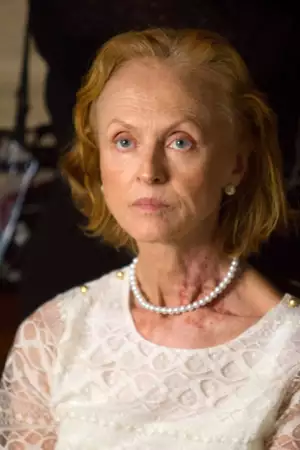 Opętana - galeria zdjęć - filmweb