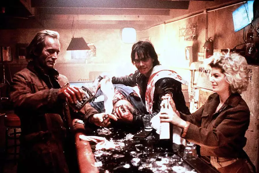 Blisko ciemności - galeria zdjęć - filmweb