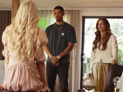 Dziewięcioro nieznajomych - galeria zdjęć - filmweb