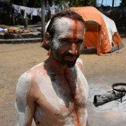 Sick Birds Die Easy - galeria zdjęć - filmweb