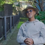 Goniąc fale - galeria zdjęć - filmweb