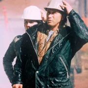 Desperacka misja - galeria zdjęć - filmweb