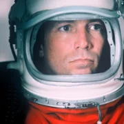 Desperacka misja - galeria zdjęć - filmweb