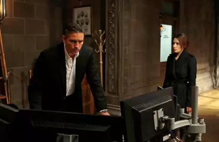Wybrani - galeria zdjęć - filmweb