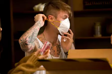 Viral - galeria zdjęć - filmweb