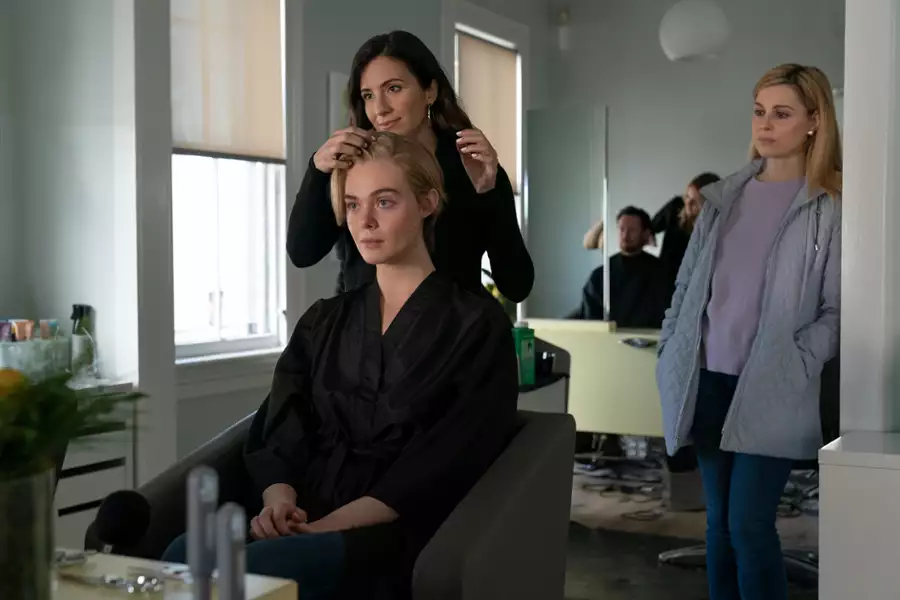 Dziewczyna z Plainville - galeria zdjęć - filmweb