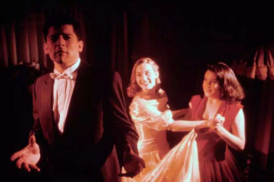 Niebiańskie istoty - galeria zdjęć - filmweb