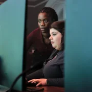 Nocny lot - galeria zdjęć - filmweb