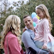 Wielkanocna niespodzianka - galeria zdjęć - filmweb