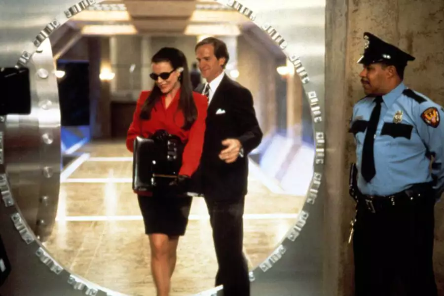 Niesamowita McCoy - galeria zdjęć - filmweb