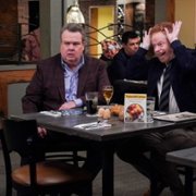 Modern Family - galeria zdjęć - filmweb