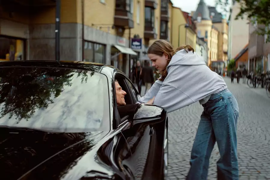 Zupełnie normalna rodzina - galeria zdjęć - filmweb
