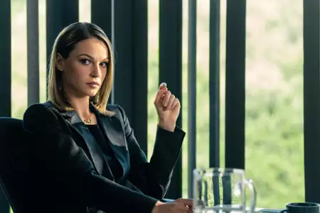 Landman: Negocjator - galeria zdjęć - filmweb