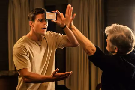 Landman: Negocjator - galeria zdjęć - filmweb