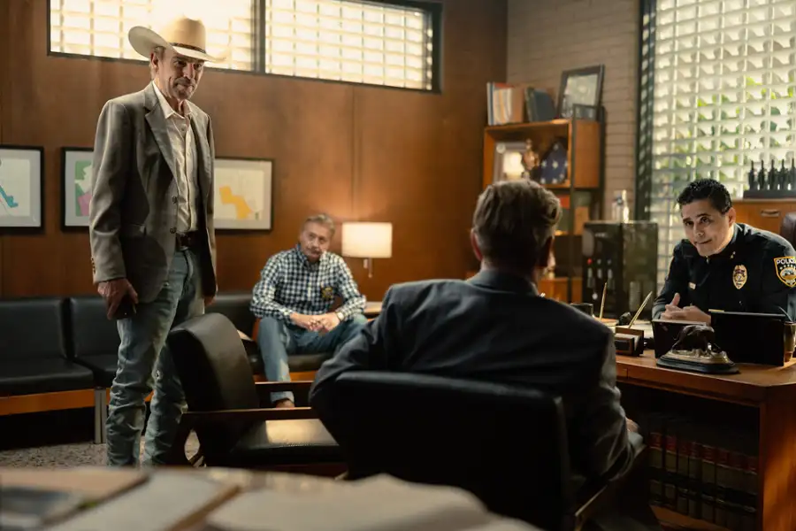 Landman: Negocjator - galeria zdjęć - filmweb