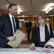 The Split - galeria zdjęć - filmweb