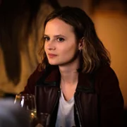 Bad Behaviour - galeria zdjęć - filmweb