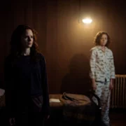 Bad Behaviour - galeria zdjęć - filmweb