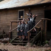 Bad Behaviour - galeria zdjęć - filmweb