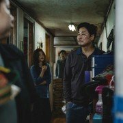 Parasite - galeria zdjęć - filmweb