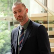Will Trent - galeria zdjęć - filmweb
