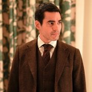 Will Trent - galeria zdjęć - filmweb