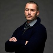 Will Trent - galeria zdjęć - filmweb
