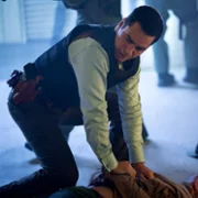 Will Trent - galeria zdjęć - filmweb