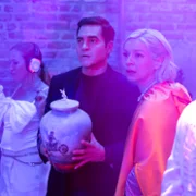 Will Trent - galeria zdjęć - filmweb