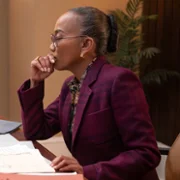 Will Trent - galeria zdjęć - filmweb