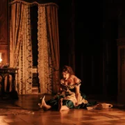Den stygge stesøsteren - galeria zdjęć - filmweb