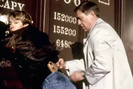 Ziemia poza prawem - galeria zdjęć - filmweb
