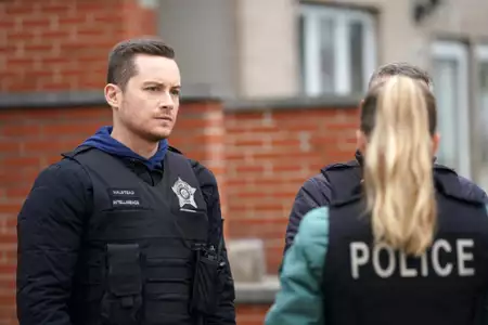 Chicago P.D. - galeria zdjęć - filmweb
