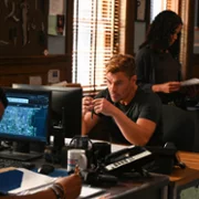 Chicago P.D. - galeria zdjęć - filmweb