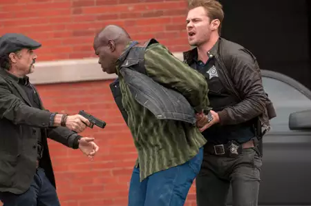 Chicago P.D. - galeria zdjęć - filmweb