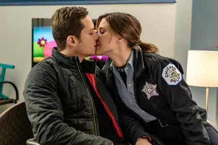 Chicago P.D. - galeria zdjęć - filmweb