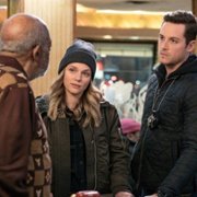 Chicago P.D. - galeria zdjęć - filmweb