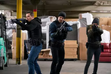 Chicago P.D. - galeria zdjęć - filmweb