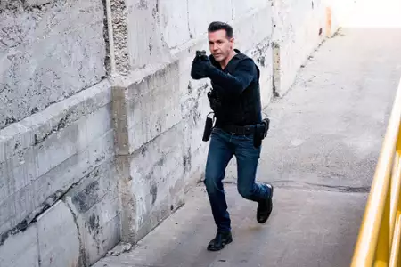 Chicago P.D. - galeria zdjęć - filmweb