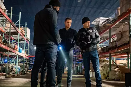 Chicago P.D. - galeria zdjęć - filmweb