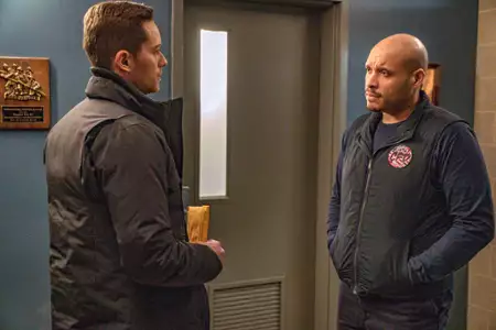 Chicago P.D. - galeria zdjęć - filmweb