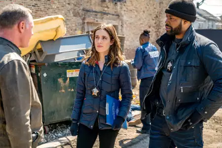 Chicago P.D. - galeria zdjęć - filmweb