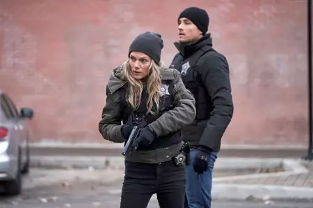 Chicago P.D. - galeria zdjęć - filmweb
