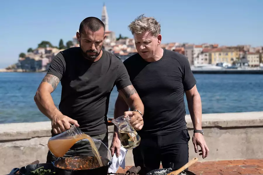 Gordon Ramsay: Świat na talerzu - galeria zdjęć - filmweb