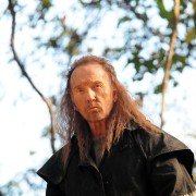 Mroczny dom - galeria zdjęć - filmweb