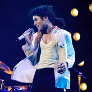 Michael - galeria zdjęć - filmweb