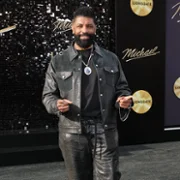 Michael - galeria zdjęć - filmweb